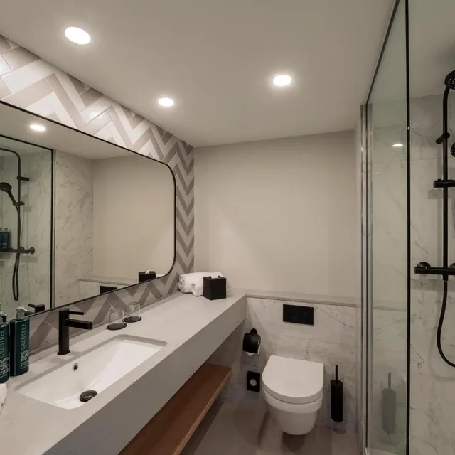 Room, Twin Beds, DoubleTree by Hilton Berlin Ku’damm 4/5