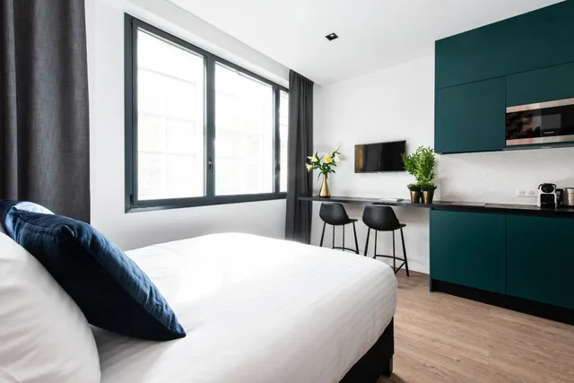 Medium, Studio, Kitchen، YAYS Paris Issy 3/9