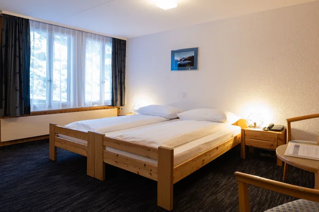 غرفة بسرير مزدوج أو سريرين منفصلين، Jungfrau Lodge - Swiss Mountain Hotel 4/6