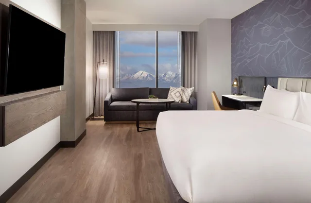 غرفة بسرير مزدوج بإطلالة، Hyatt Regency Salt Lake City 1/2