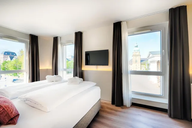 Junior Suite, Multiple Beds، WELCOME Hotel Darmstadt 1/4