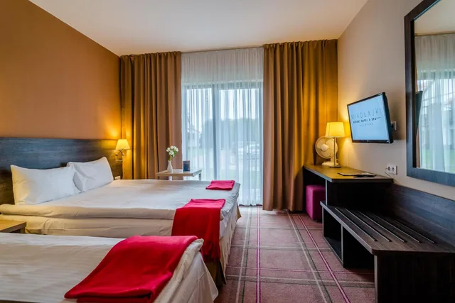 غرفة عائلية، Hotel Mikolajki Resort by DeSilva 1/3