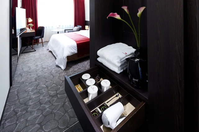 غرفة ديلوكس بسرير مزدوج، Ramada by Wyndham Yongin 9/9