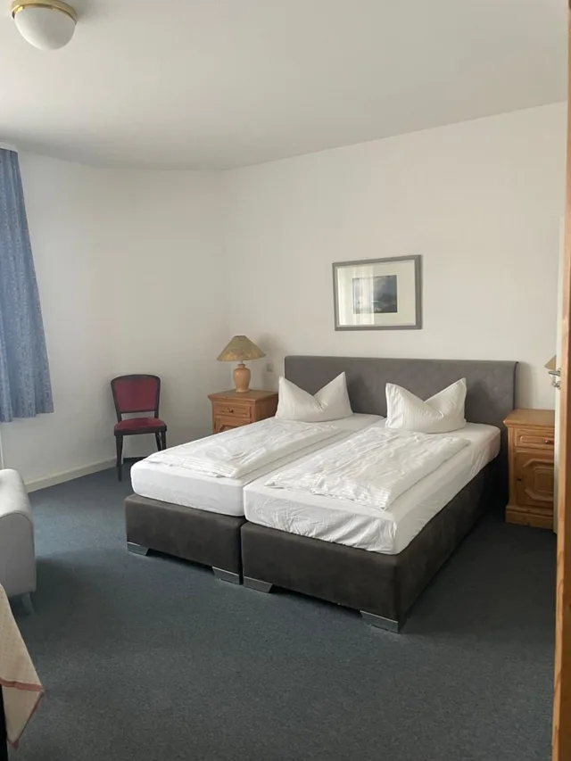 شقة، Hotel Krone 4/7