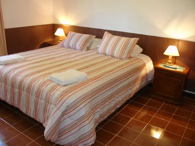 غرفة قياسية بسرير مزدوج بإطلالة على الحديقة، Hotel Victoria 2/3