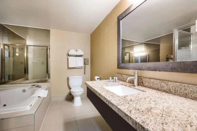 Room, King Bed, Sofa, Jetted Tub, Best Western Little River Inn 7/7