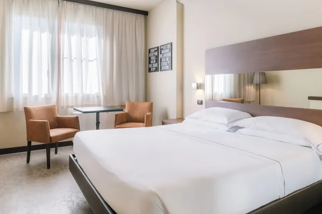 Plus, Comfort, King Bed، Hotel King 1/7