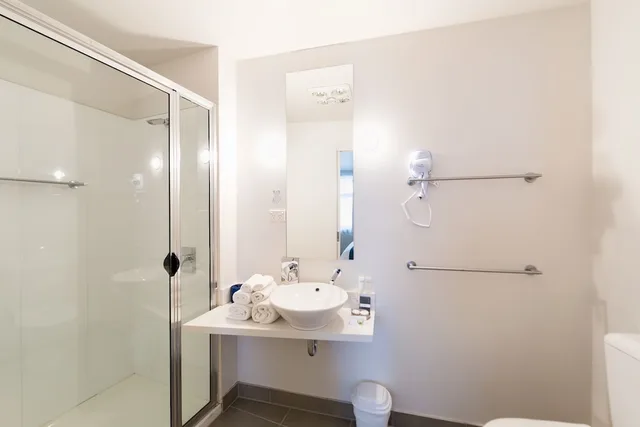 غرفة قياسية بسرير كوين، Customs House Hotel 4/5