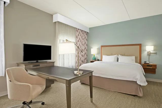 استوديو بسرير كينج، Hampton Inn & Suites North Huntingdon-Irwin 2/4