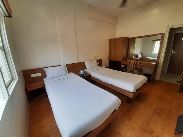 Executive, Hotel Bhooshan 1/1
