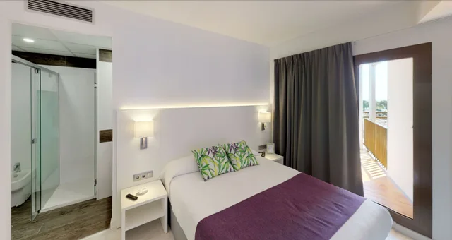 غرفة عائلية بشرفة، Samba Hotel 1/5