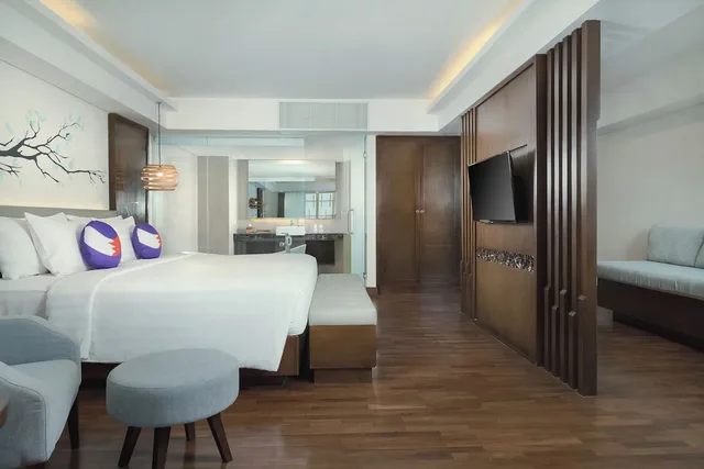Junior Suite, Double Bed, Fox Hotel Jimbaran Beach Bali 2/6