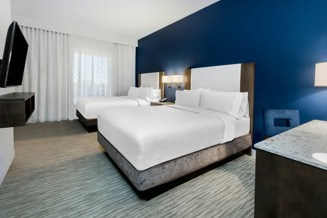 جناح بسريرين كوين بغرفتين لذوي الإعاقة، Embassy Suites By Hilton College Station 1/2