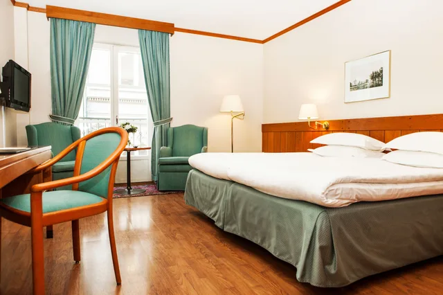 غرفة كلاسيكية، Elite Hotel Savoy 1/10
