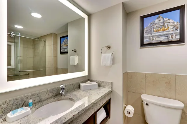 2 Rooms, Suite, Multiple Beds, Sofa, High Floor, Drury Plaza St Paul Downtown 6/8