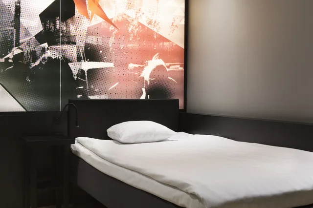 Compact, Single, No Window، Comfort Hotel Xpress Stockholm Central 4/6