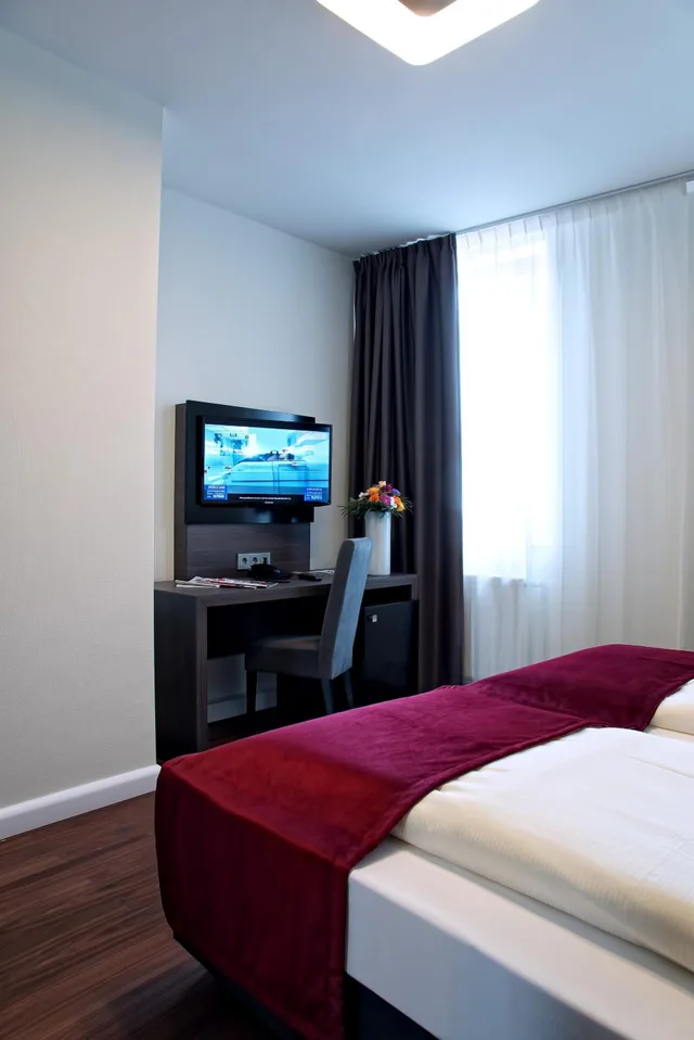 غرفة بسرير مزدوج، Milbor Hotel 6/8
