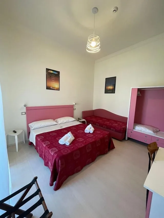غرفة ثلاثية، Hotel Dei Platani 1/4