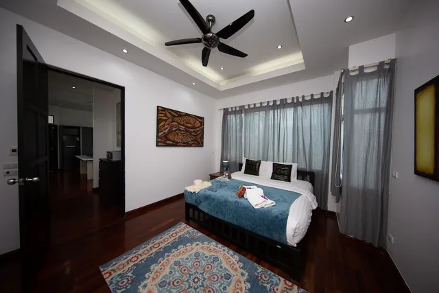 فيلا عائلية بسريرين كينج بإطلالة على المسبح بـ6 غرف نوم بمسبح خاص، Paradise Pool Villa Pattaya in Tropicana Village (ex VIP Villas Pattaya Tropicana Jomtien Beach) 3/10