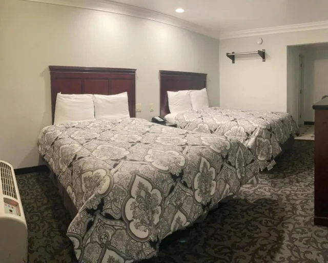 غرفة بسريرين كوين لغير المدخنين، Capital City Inn Sacramento Convention Center CA 1/4