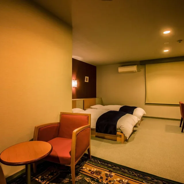 غرفة قياسية بسريرين منفصلين، Ooedo Onsen Monogatari Gero Bekkan 2/4