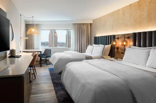 غرفة رباعية بسريرين مزدوجين لذوي الإعاقة، The Westin San Diego Bayview 2/3