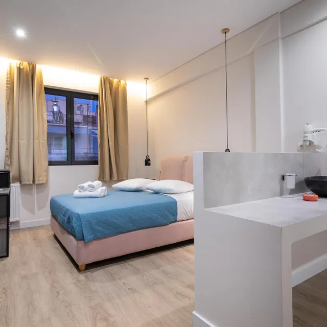 غرفة بسرير مزدوج بحمام خاص، Dunlin Hotel Athens 1/4
