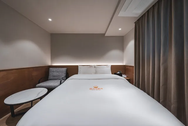 غرفة قياسية بسرير مزدوج، Gridt Hotel and Home Gyeongju 2/10
