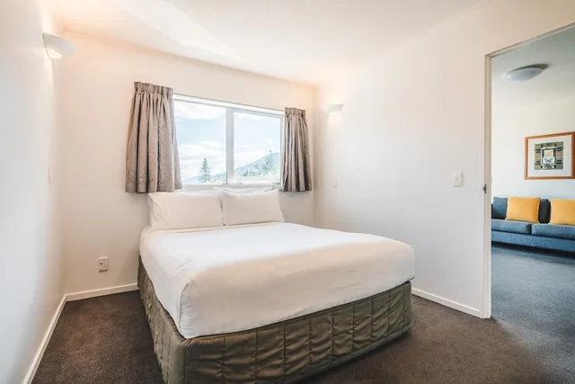 غرفة عائلية بسرير كوين وسريرين منفصلين بغرفتي نوم، Blue Peaks Lodge and Apartments 4/5