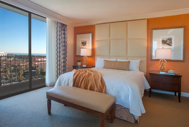 غرفة بسرير كينج، Pendry Newport Beach 2/4