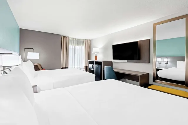 غرفة بسريرين كوين لذوي الإعاقة، Comfort Inn near Great Smoky Mountain National Park 2/5
