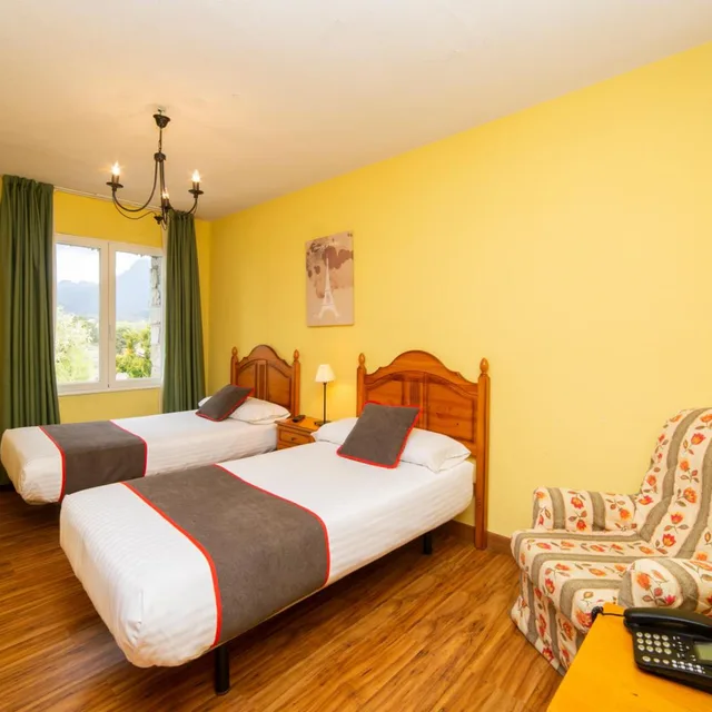 غرفة بسريرين منفصلين، Oyo Hotel Mavi 9/10