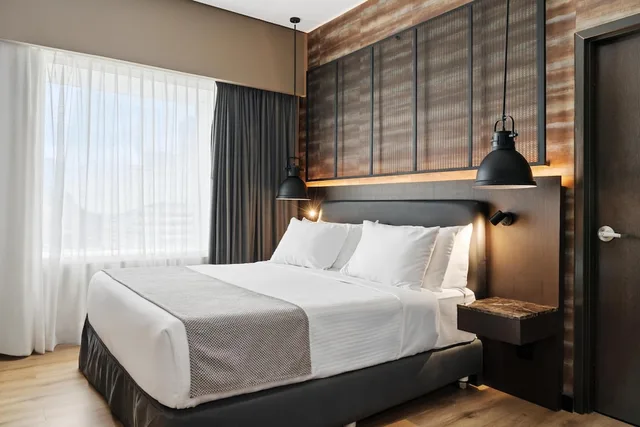 Suite, King Bed, NH Collection Monterrey San Pedro 1/6