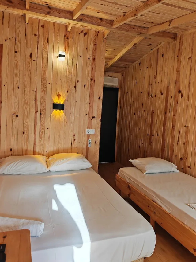 غرفة عائلية ثلاثية بسرير مزدوج وسرير فردي بإطلالة على المسبح، Unal Boutique Hotel 5/10