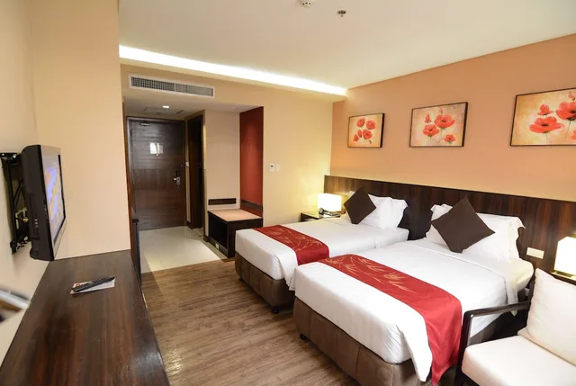 غرفة سوبيريور بسرير كوين، Ramada by Wyndham Manila Central 6/10