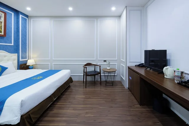 غرفة قياسية بسرير كوين، New Century Hotel Cau Giay 7/10