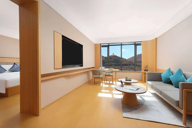 جناح تنفيذي بسرير كينج، Days Hotel by Wyndham Aba Hongyuan 1/2