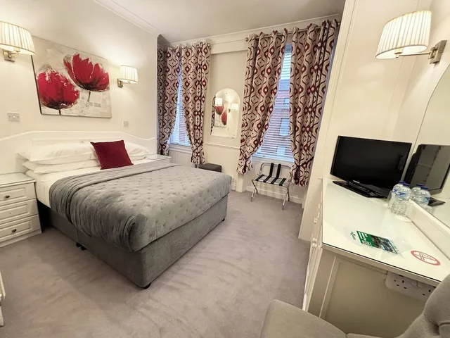 غرفة بسريرين منفصلين، Dergvale Hotel 5/10