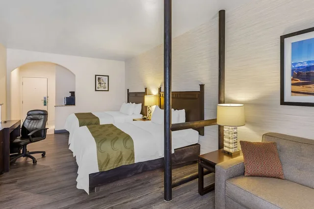 جناح بسريرين كوين، Quality Suites Moab near Arches National Park 2/4