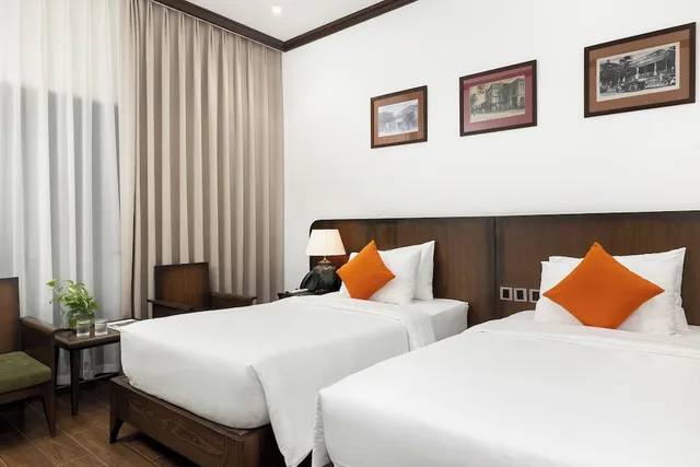 غرفة سوبيريور بسرير كوين، Bach Dang Hotel 4/10