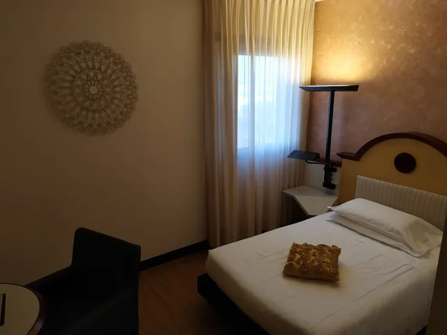 Standard, Single Bed, French Bed، Best Western Hotel Solaf 3/3