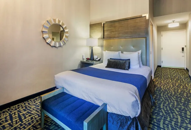 Standard, Queen Bed, Robert Treat Hotel 6/8