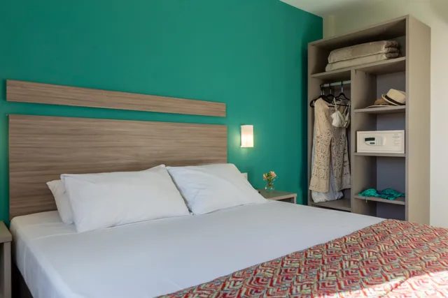 شقة بريميوم بغرفتي نوم، CASTELMAR HOTEL 3/7