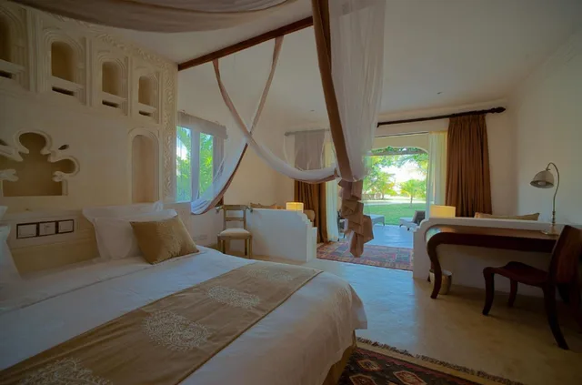 جناح تنفيذي، SWAHILI BEACH 3/10