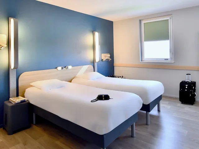 غرفة بسريرين منفصلين، Ibis Budget Nantes Reze Aeroport 1/3