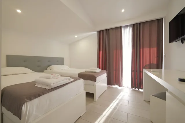 Deluxe, Double or Twin Bed, Sea View, Vila Era Beach 2/10
