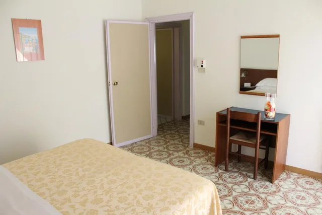 بنغل، Casa Vacanza San Pietro 1/3