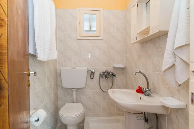 شقة بشرفة، Roussas Studios and Apartments 5/5