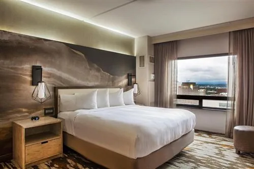غرفة بسرير كوين، Hilton Denver City Center 1/2