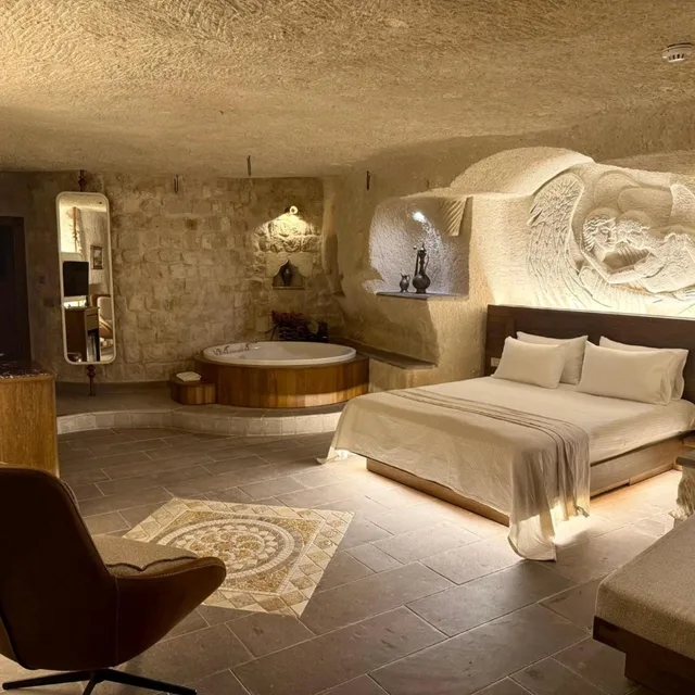 جناح بسرير كينج، Miras Hotel 1/10